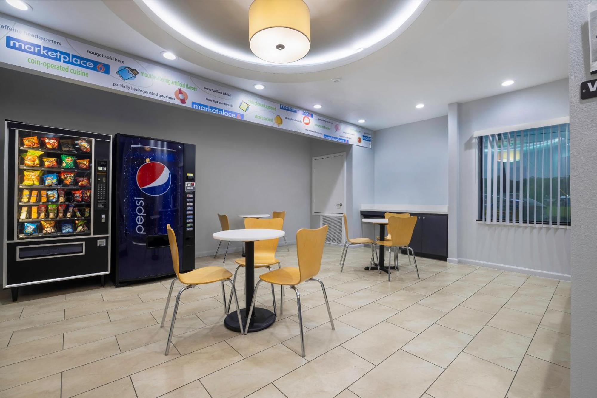 Motel 6 Texas City I-45 エクステリア 写真